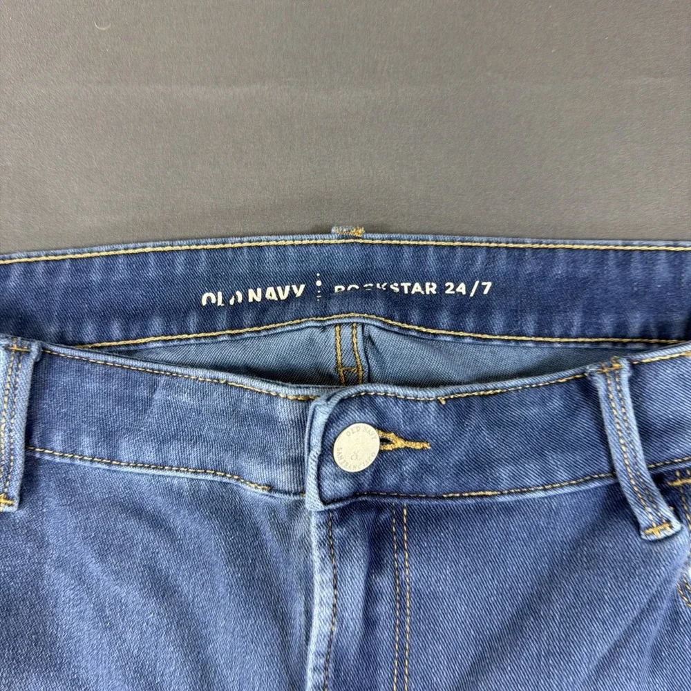 Old Navy Rockstar 24 Seven Jeans Size 14
